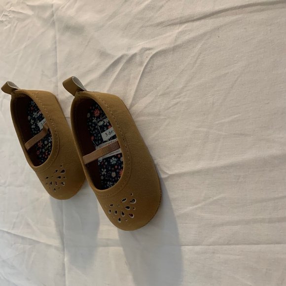Cat & Jack Sandals NWT 0-3M and Carter's Mary Jane Shoes 3-6M - Picture 7 of 10